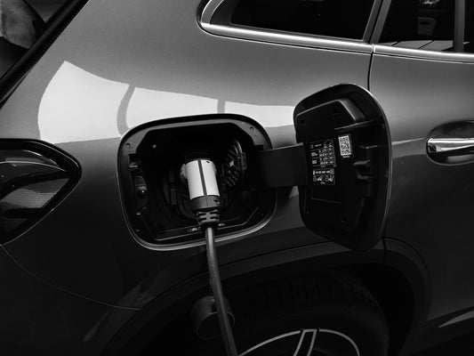 How to Choose the Right Electric Vehicle Charger for Your Needs?